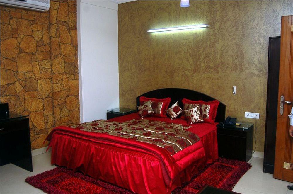 Hotel Ashoka International Νέο Δελχί Εξωτερικό φωτογραφία