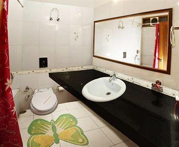 Hotel Ashoka International Νέο Δελχί Εξωτερικό φωτογραφία
