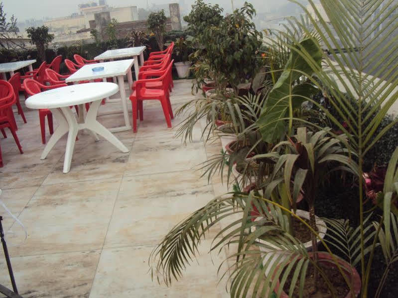 Hotel Ashoka International Νέο Δελχί Εξωτερικό φωτογραφία